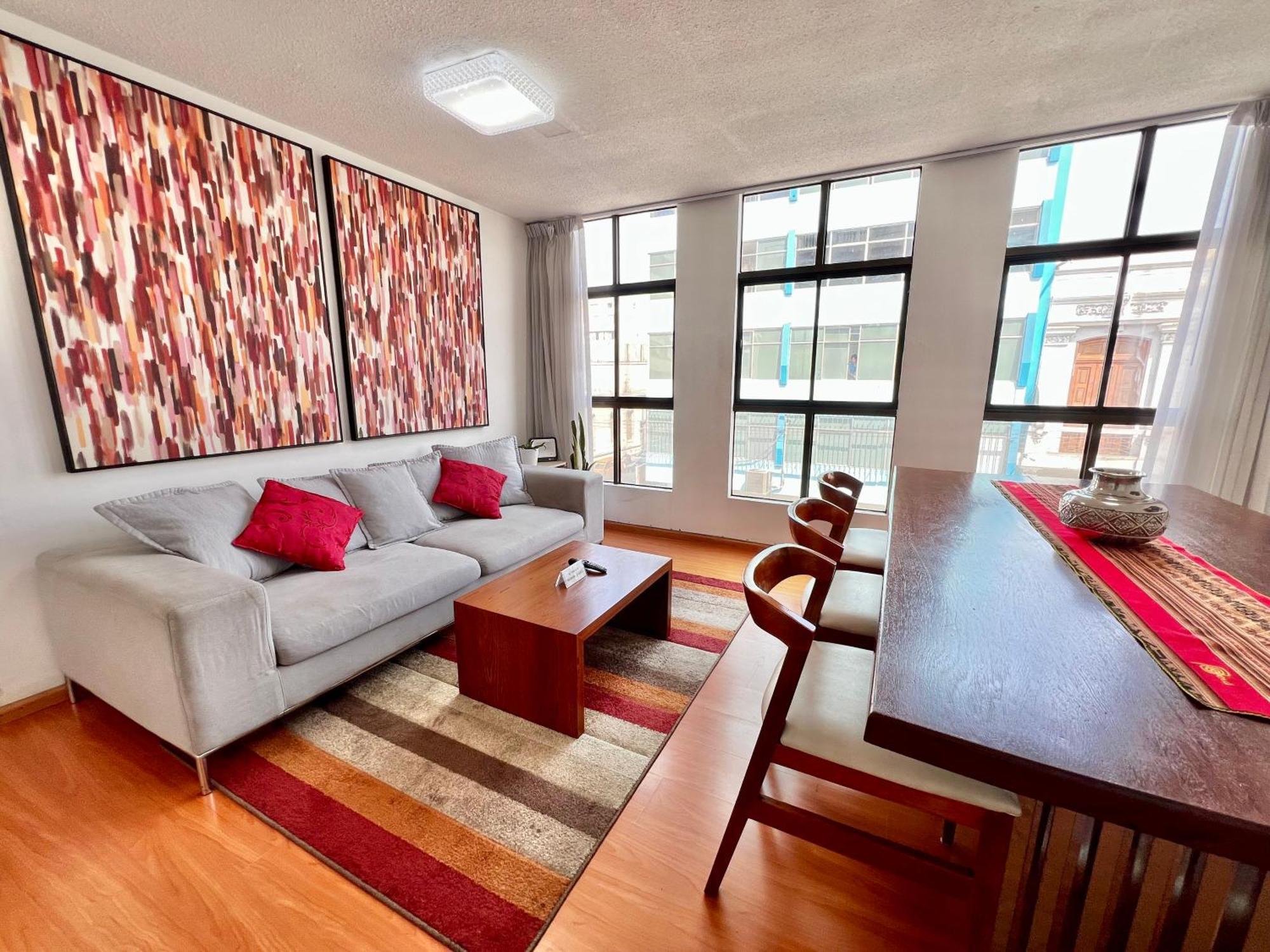 Downtown Lima Apt With May Promo Book & Save Big מראה חיצוני תמונה