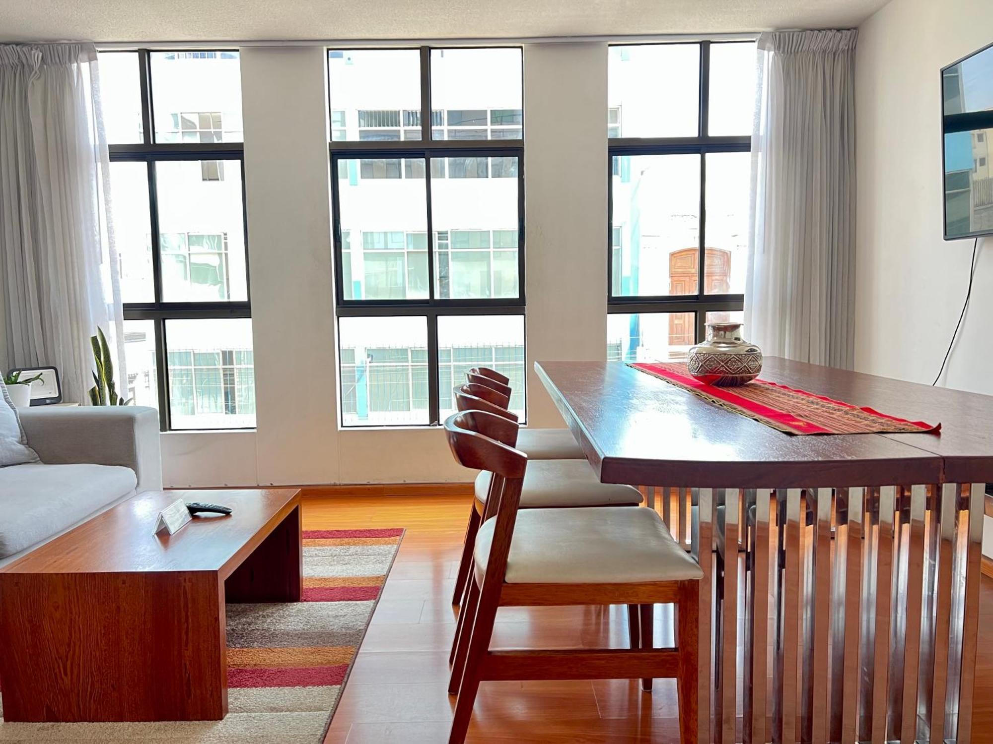Downtown Lima Apt With May Promo Book & Save Big מראה חיצוני תמונה