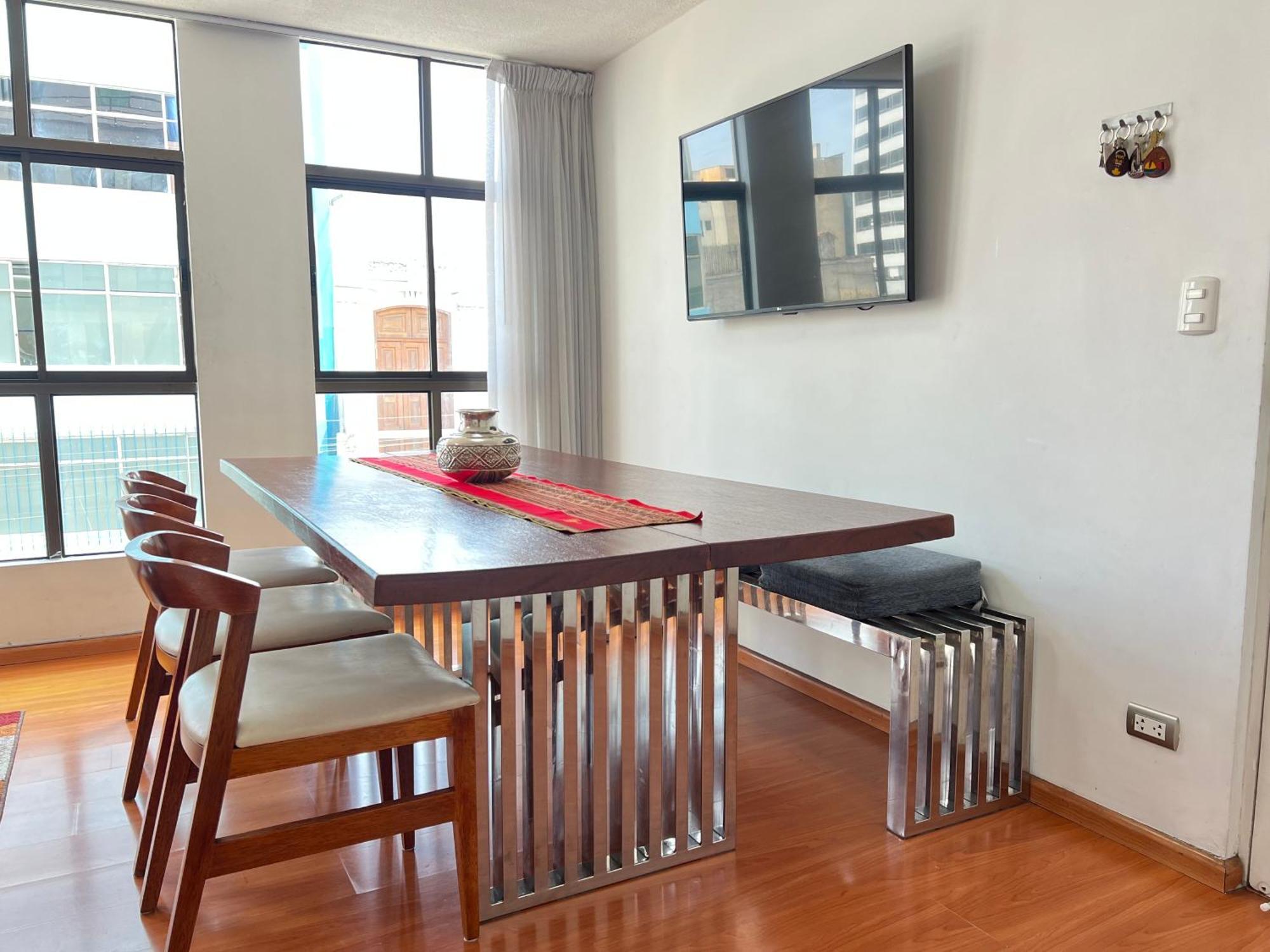 Downtown Lima Apt With May Promo Book & Save Big מראה חיצוני תמונה